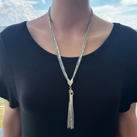 Multi-Layer Silver-Tone Tassel Pendant Necklace With Geometric Design - Picture 3 of 3